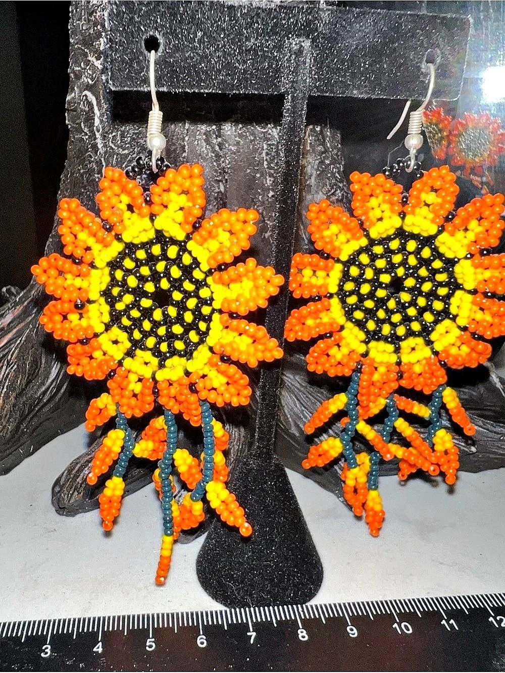 BEAUTIFUL LIGHTWEIGHT Beaded Sunflower Earrings in Orange & Yellow BOHO 🌻🌻🌻🌻